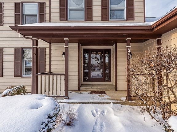 3rd image of 841 Abbey Dr