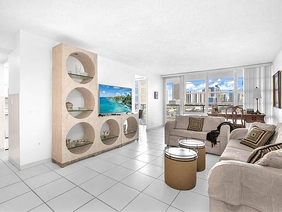 2nd image of 230 174th St APT 901