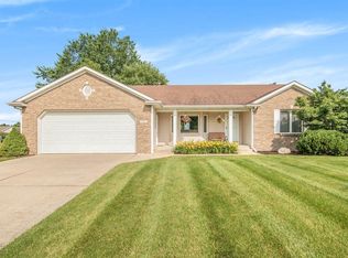 893 Wallin Dr, Jenison, MI 49428
