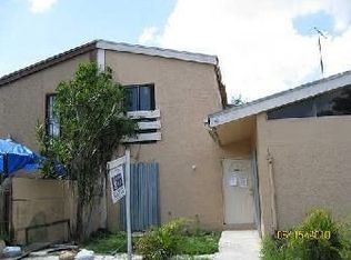 4628 NW 185th St, Miami Gardens, FL 33055