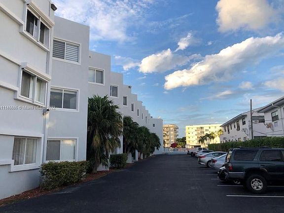 4th image of 1185 Marseille Dr APT 310