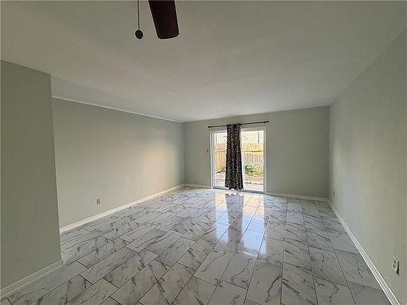 4th image of 2124 Richland Ave APT C