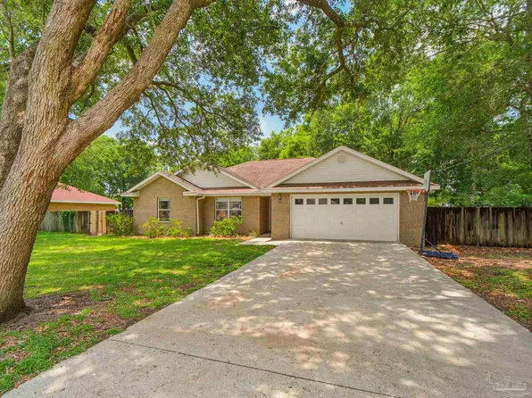 5567 Jones St, Milton, FL 32570