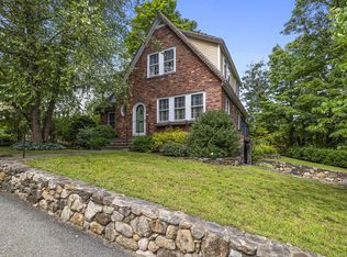 120 Crest Rd, Wellesley, MA 02482