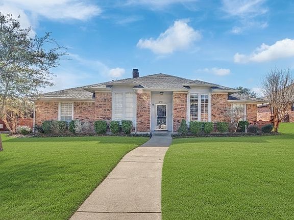3rd image of 2912 Shalimar Dr
