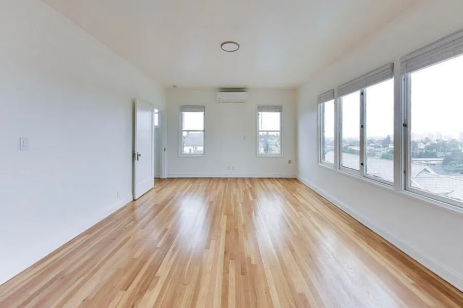 Spacious 2 BR with Panoramic Views | 1,072 Sq Ft | Bright Corner Home — Photo 3