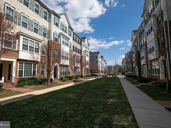 2nd image of 22948 Spicebush Dr #1391