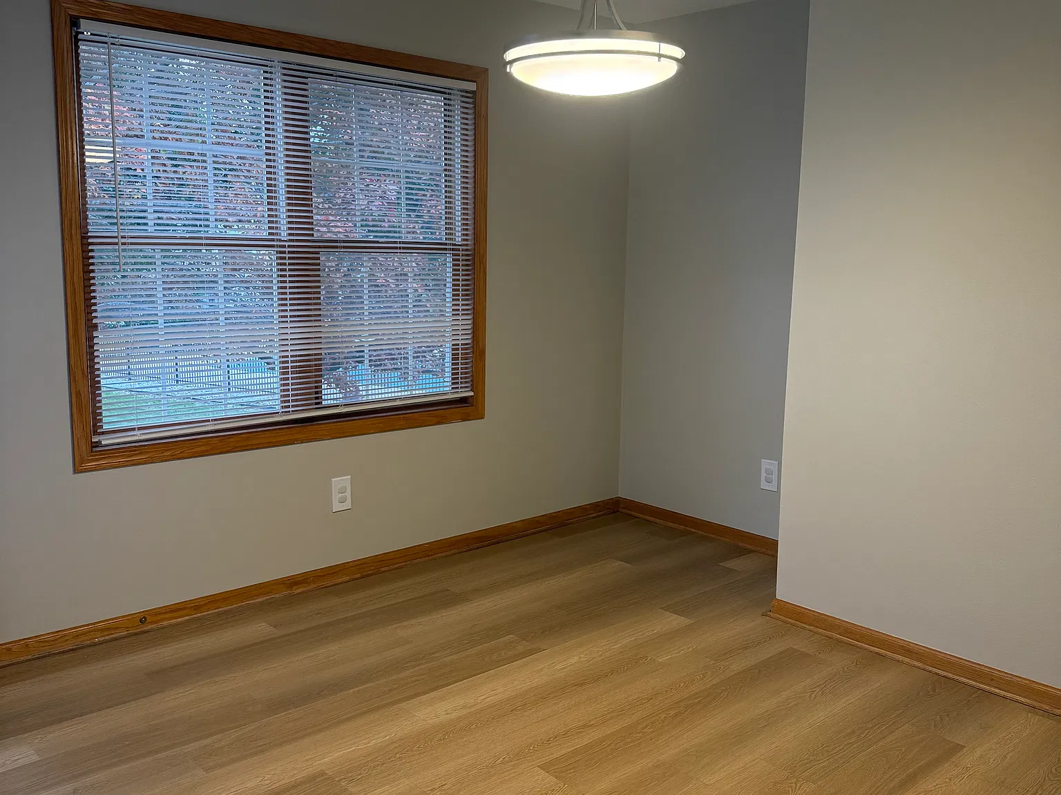 3 bed, 1343 sqft, $1,840 — Photo 4