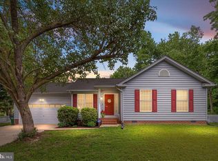 5403 S Oaks Ave, Fredericksburg, VA 22407