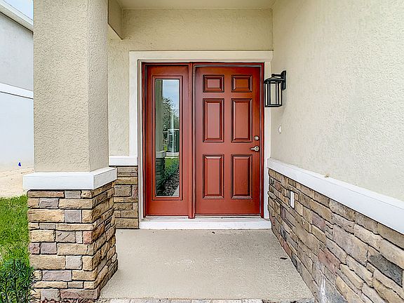 FRONT DOOR AREA