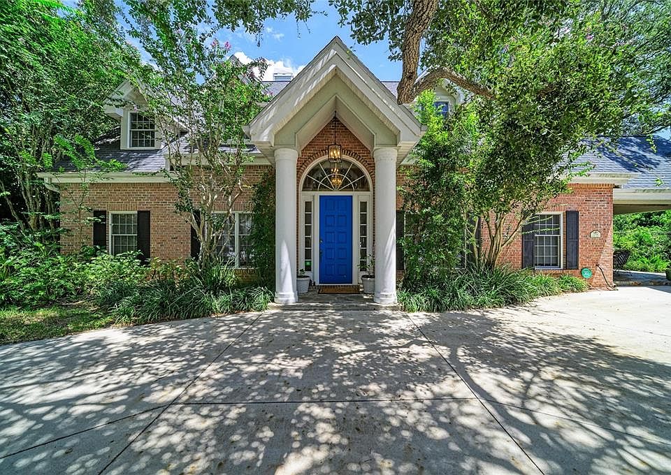 1st image of 3706 AVENIDA MADERA