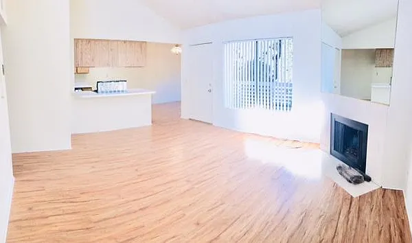 5072 Dunbar Dr #C — Photo 3