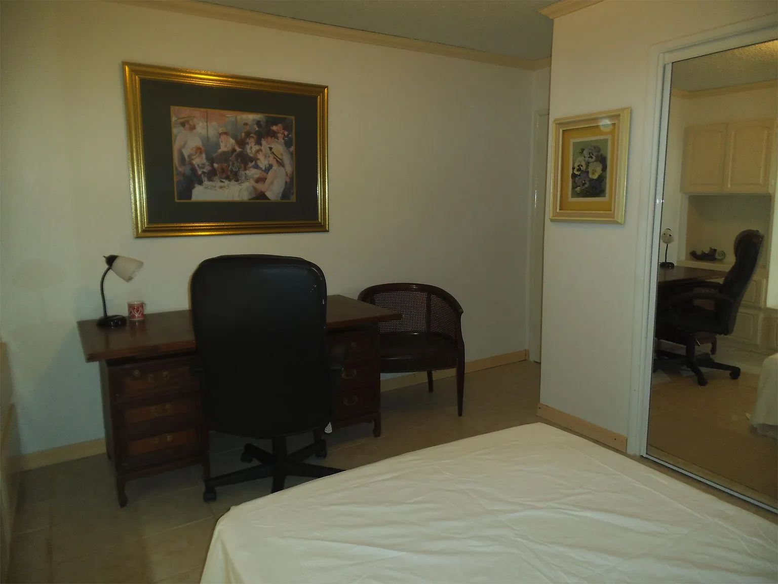102 East Manfield Street - BR2 — Photo 3