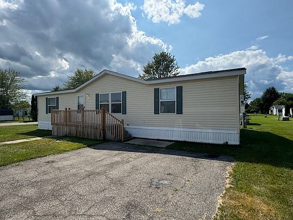 5th image of 29306 Birch Dr #202