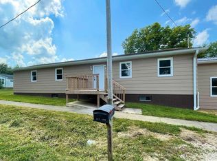 100 S McKinley St, Ewing, MO 63440