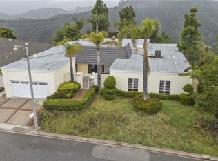 10835 Savona Rd, Los Angeles, CA 90077