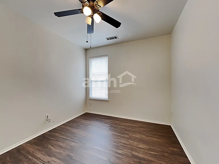 13128 Settlers Trl — Photo 17