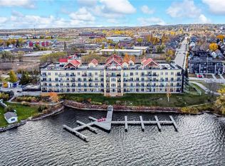 140 Cedar Island Rd #401, Orillia, ON L3V1T1