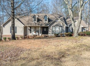 586 Briarleigh Rd, Russellville, AL 35653