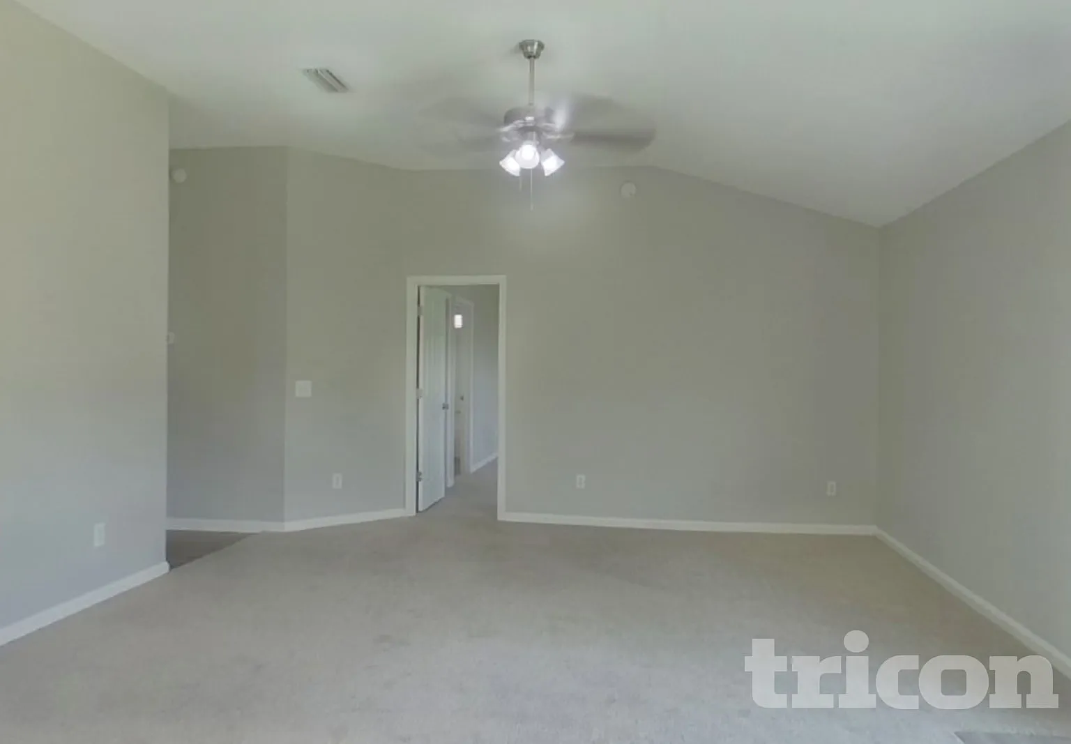 6830 Shoreline lane Jacksonville FL — Photo 2