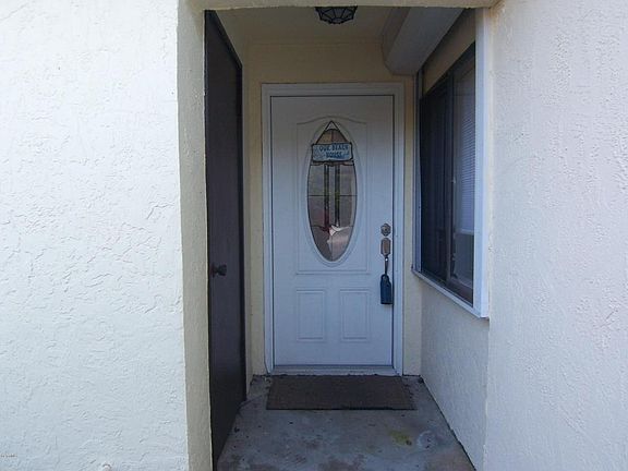 2nd image of 8759 Cocoa Ct