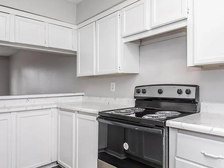 5107 N Hammond Ave — Photo 25