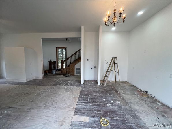 richmond-virginia-444901614 picture