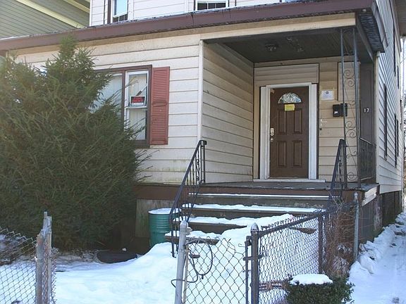 5th image of 17 Carlton St