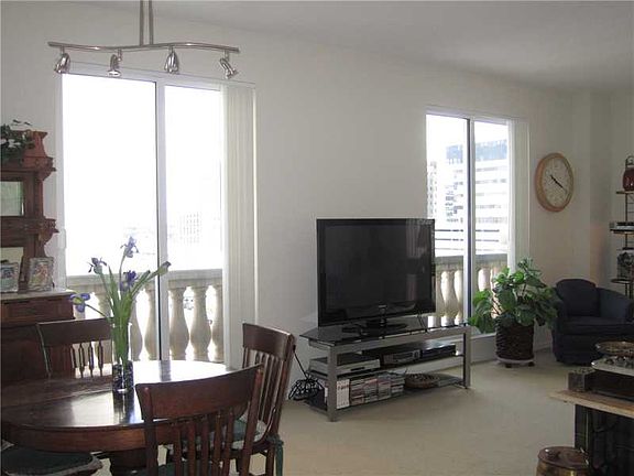 5th image of 10 Aragon Ave Suite 606