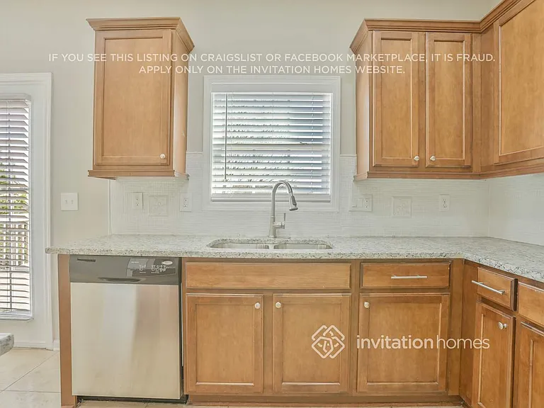 3851 Lake Sanctuary Way — Photo 8