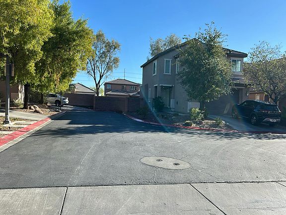 4th image of 1513 Groom Ave