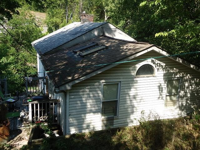 2nd image of 2079 Baltimore Ave
