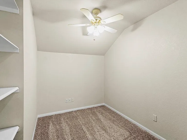 3112 Burks Ln — Photo 17