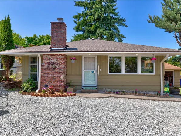 11621 25th Avenue S, Seattle, WA 98168