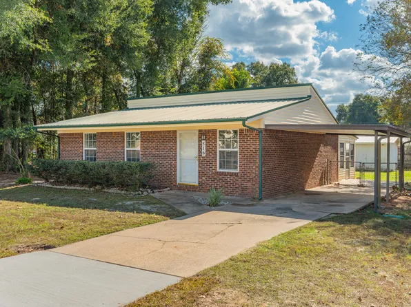 516 Stillwell Blvd, Crestview, FL 32539