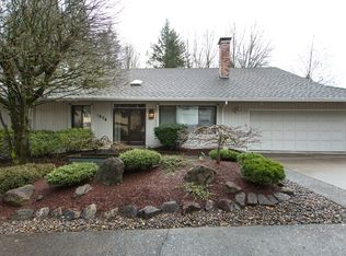 1276 Rockinghorse Ln, Lake Oswego, OR 97034