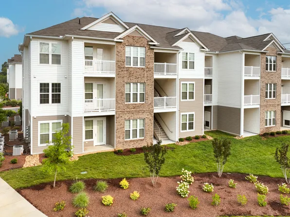 Avril Cambridge Village, 1332 Holly Rush Ln #523101, Denver, NC 28037