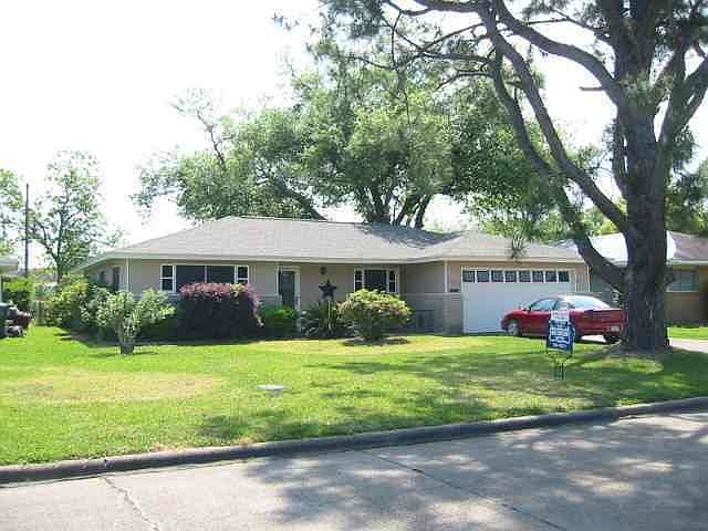 1st image of 2025 Carolina Ave