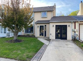 33 Oriole Pl, Clementon, NJ 08021