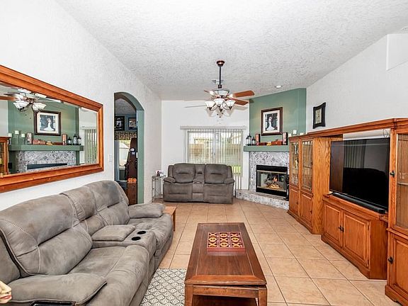 4th image of 10571 E 38th Pl