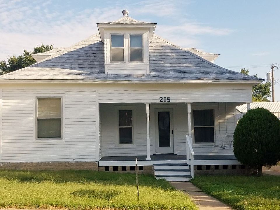 1st image of 215 E Harvey Ave