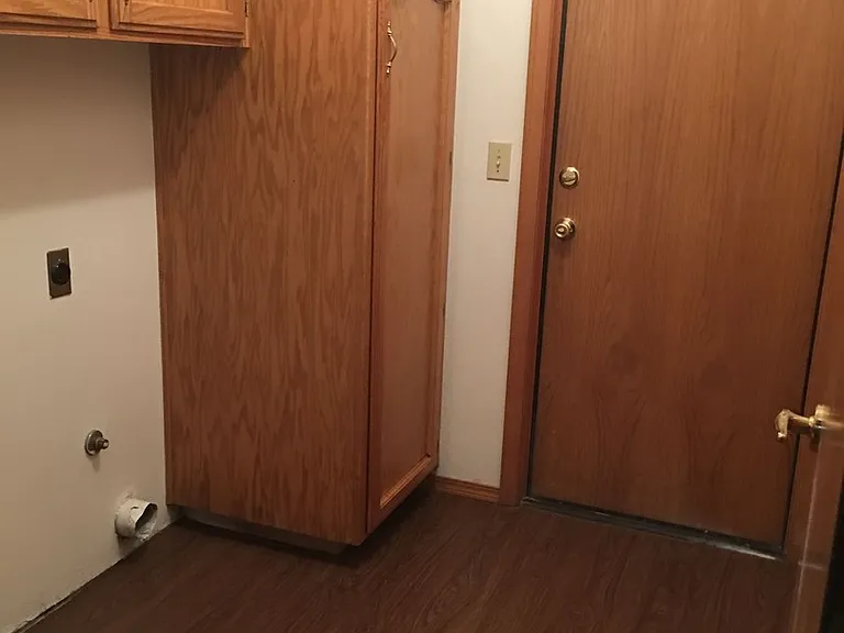 410 E Wilson Ave — Photo 13