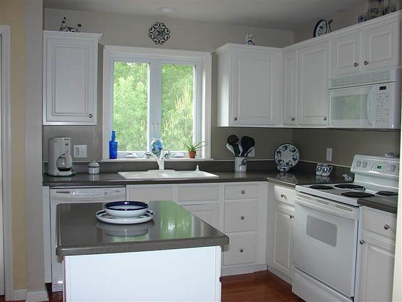 3rd image of 10 BRAMBLEWOOD