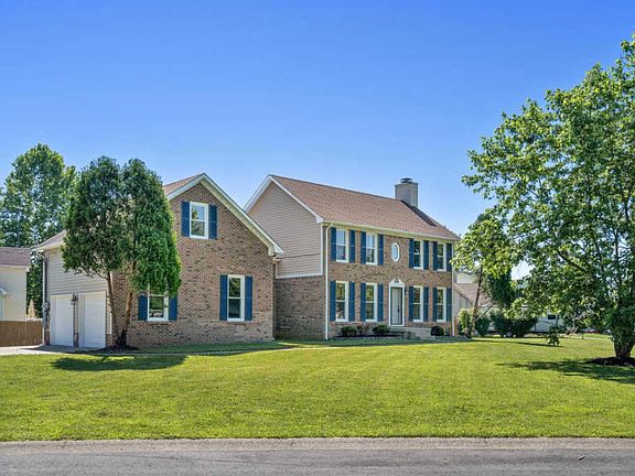2nd image of 1210 Cobblestone Ln