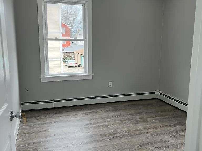 25 Temple St #3 — Photo 8