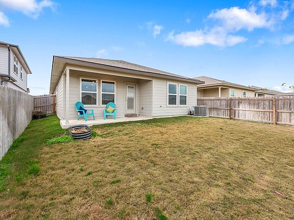 5th image of 918 Kickapoo Ln