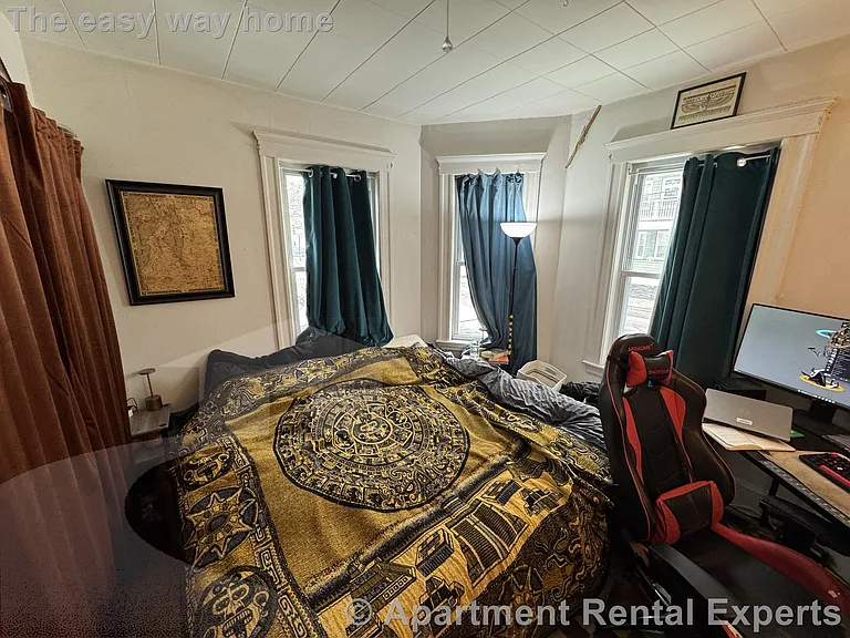 19 Burnham St #1 — Photo 15