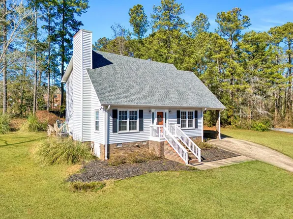 104 Longleaf Ct, Greenwood, SC 29649