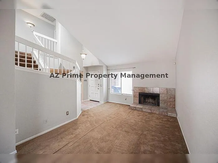 1650 N Ventura Ln — Photo 5