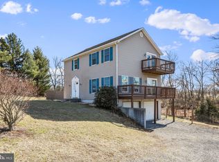 47 Finch Dr, Berkeley Springs, WV 25411